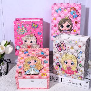 Bolsas de regalo Mod W644 (valor es por docena que trae 4 modelos) Tamaños  mediano - grande